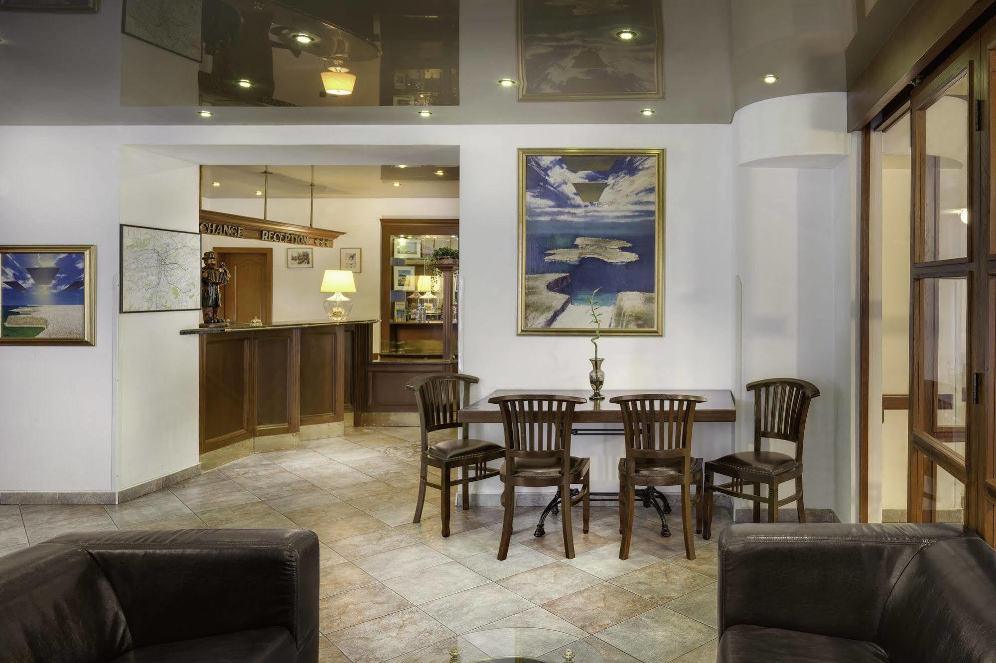 Hotel Otar Praag Buitenkant foto