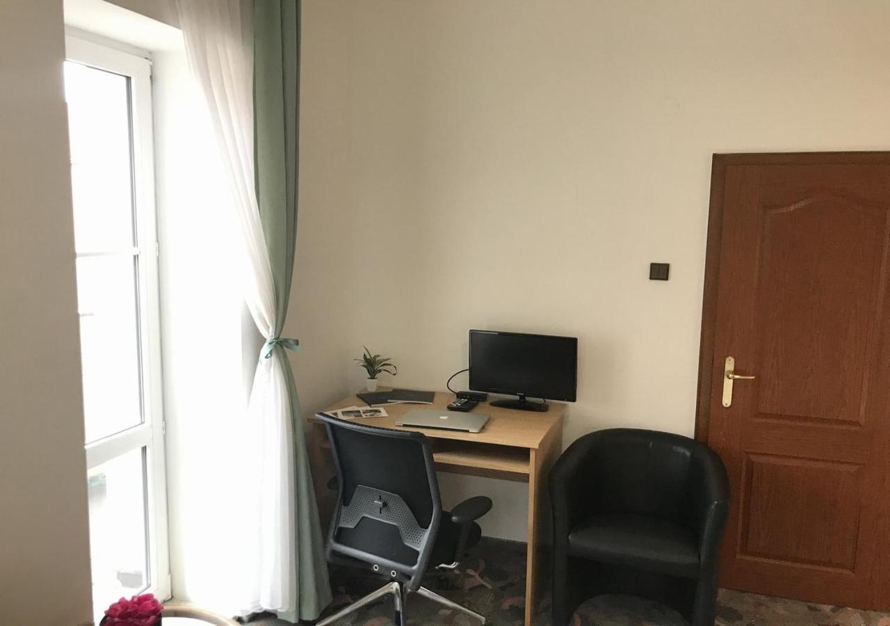 Hotel Otar Praag Buitenkant foto