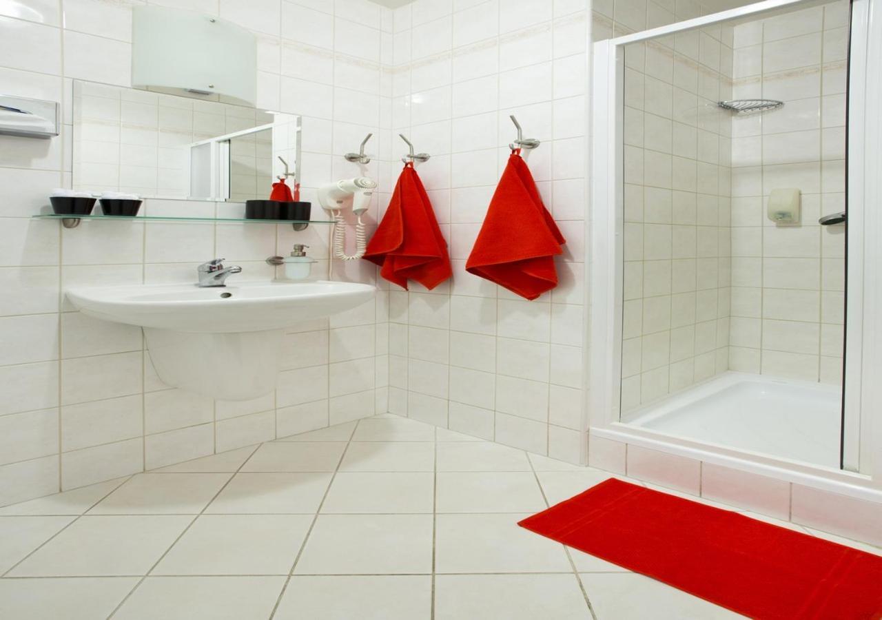Hotel Otar Praag Buitenkant foto