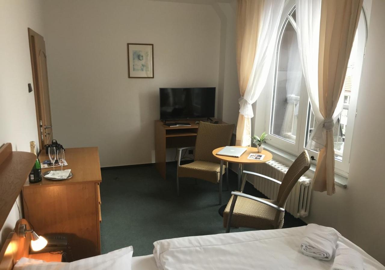 Hotel Otar Praag Buitenkant foto